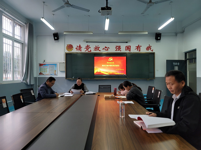 新闻照片1.jpg 新闻照片1.jpg