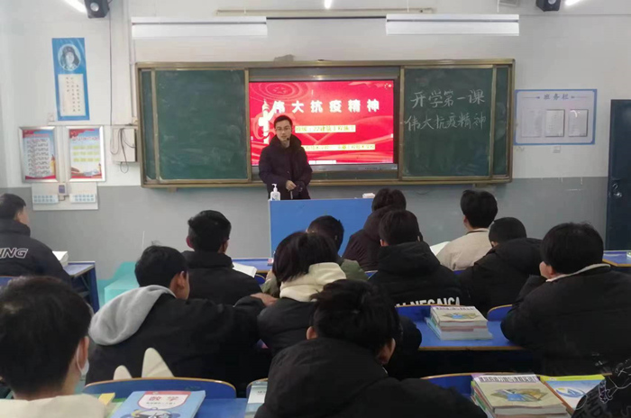 苗家乐抗疫精神宣讲.jpg 苗家乐抗疫精神宣讲.jpg