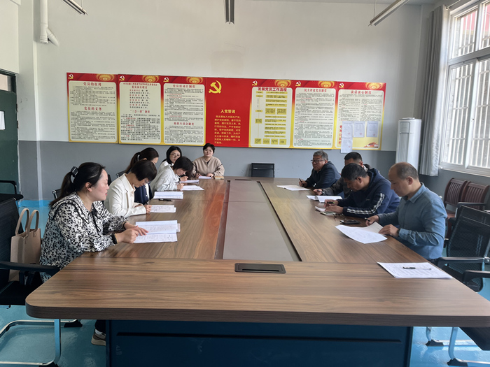 研讨会_副本.jpg