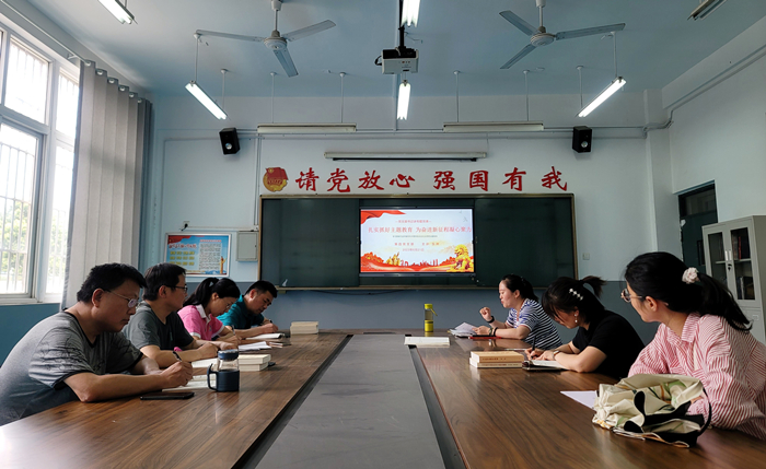 新闻1_副本.jpg 新闻1_副本.jpg