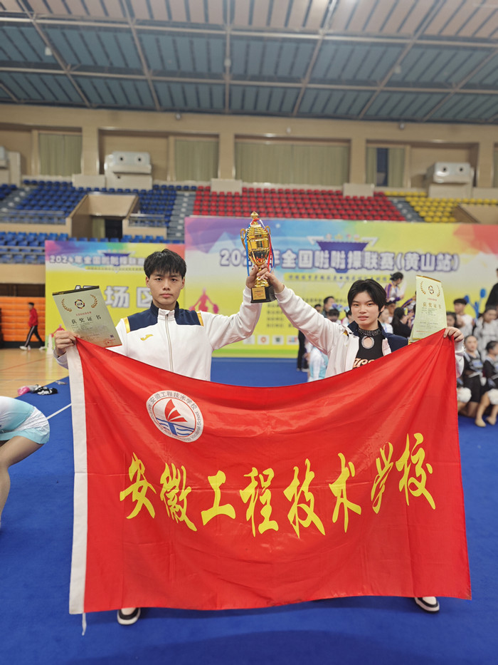 新闻3_副本.jpg 新闻3_副本.jpg
