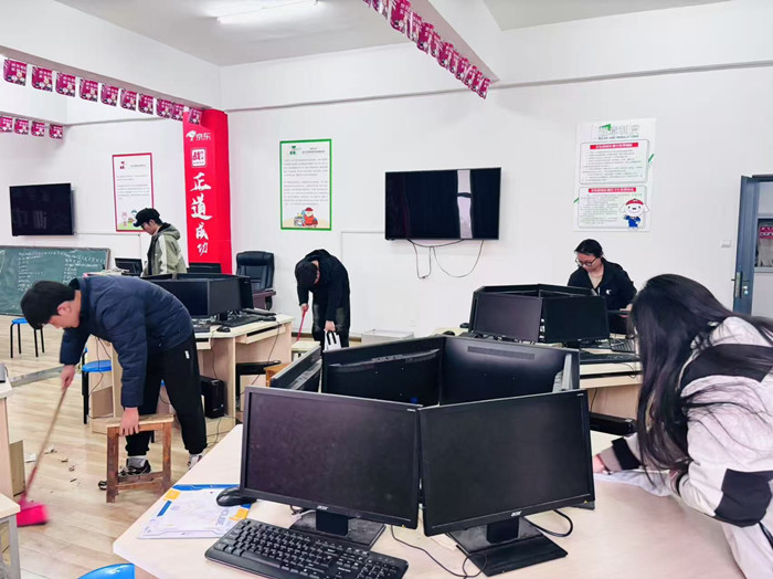 211_副本.jpg 211_副本.jpg