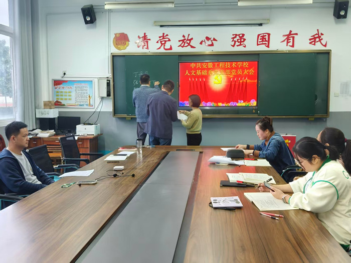 新闻3-唱票2_副本.jpg 新闻3-唱票2_副本.jpg