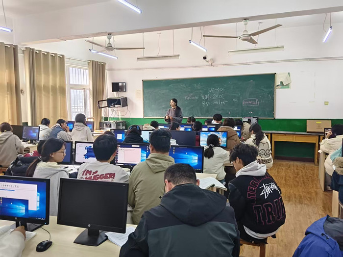 智造装备系_副本.jpg 智造装备系_副本.jpg