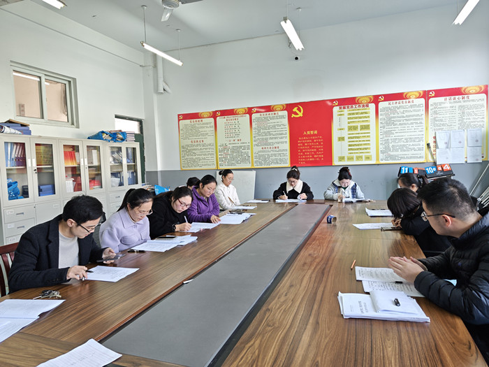 讨论环节2_副本.jpg 讨论环节2_副本.jpg