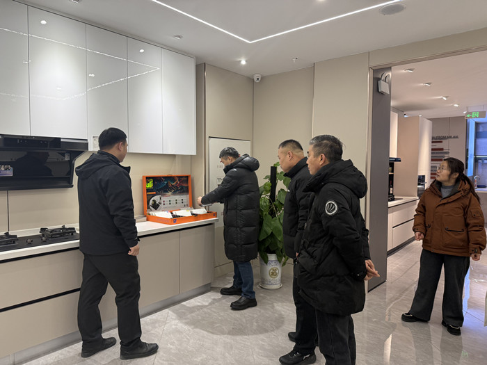 东建1_副本.jpg 东建1_副本.jpg